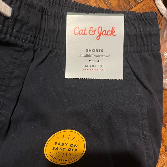 NWT cat and jack boys shorts Sz 8/10 navy blue - Picture 2 of 3